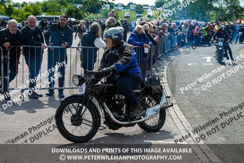 Vintage motorcycle club;eventdigitalimages;no limits trackdays;peter wileman photography;vintage motocycles;vmcc banbury run photographs